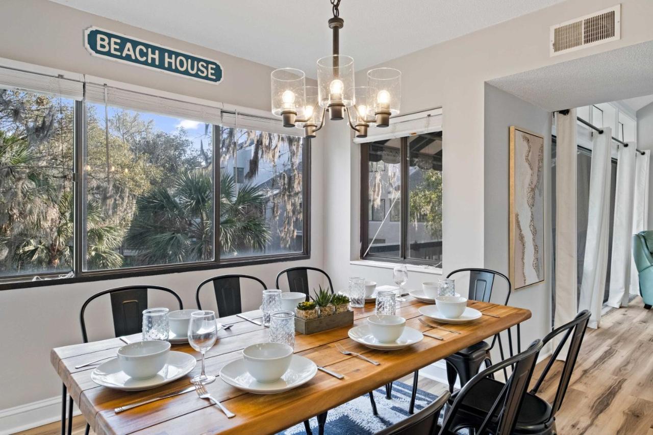 Coastal Oasis With Pool - Walk To Coligny Beach Park Île de Hilton-Head Extérieur photo