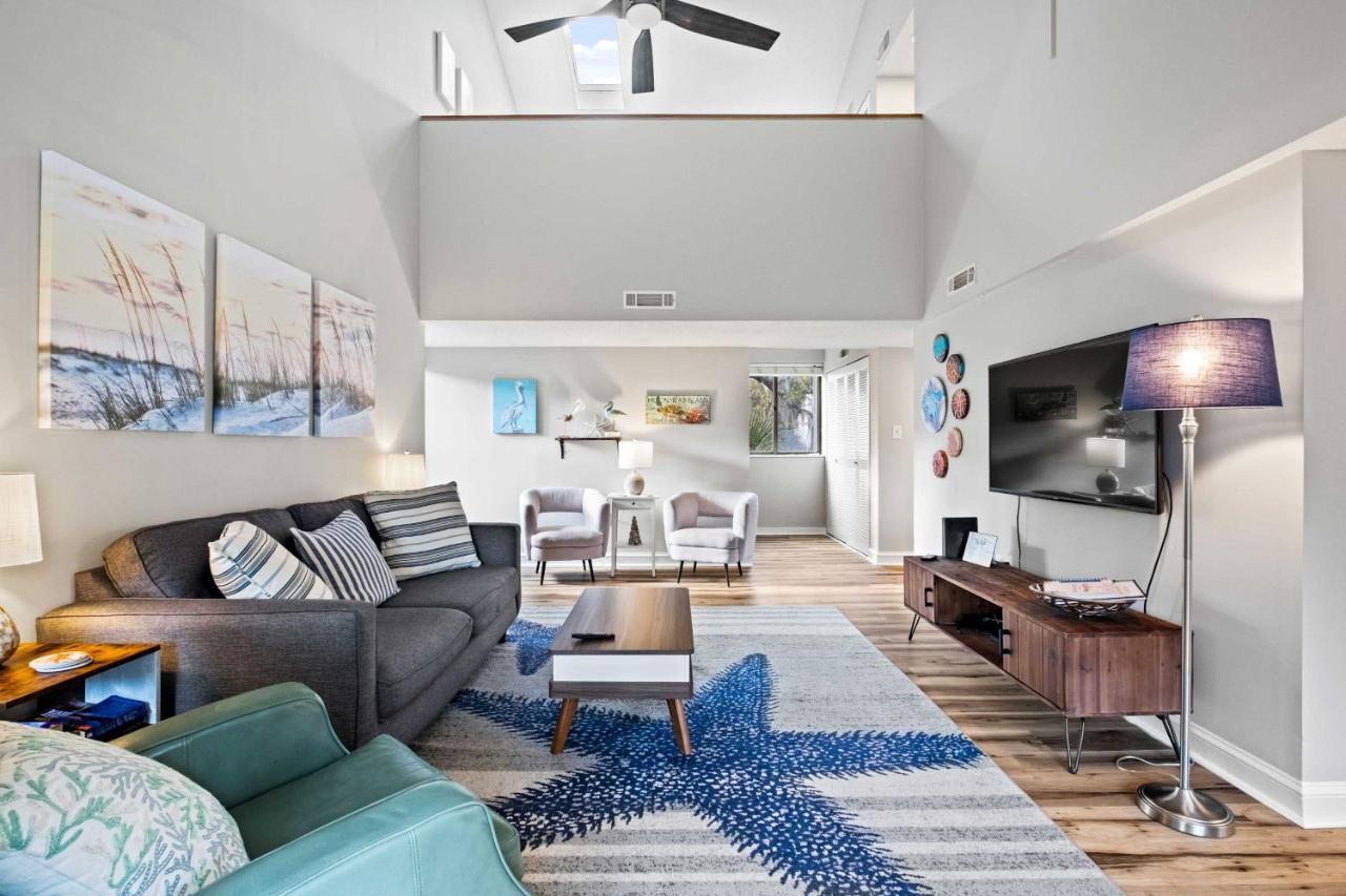 Coastal Oasis With Pool - Walk To Coligny Beach Park Île de Hilton-Head Extérieur photo